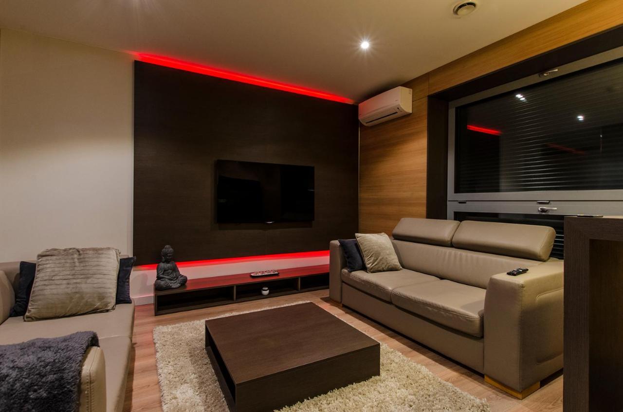 Lupoapartments Z Klimatyzacja Do Wyboru Z Jacuzzi Pole Dance Parking Dostep Na Kod Lodz (Lodz)