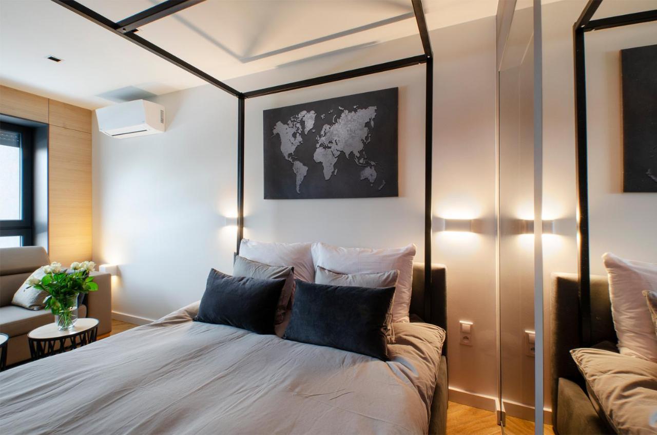 Lupoapartments Z Klimatyzacja Do Wyboru Z Jacuzzi Pole Dance Parking Dostep Na Kod