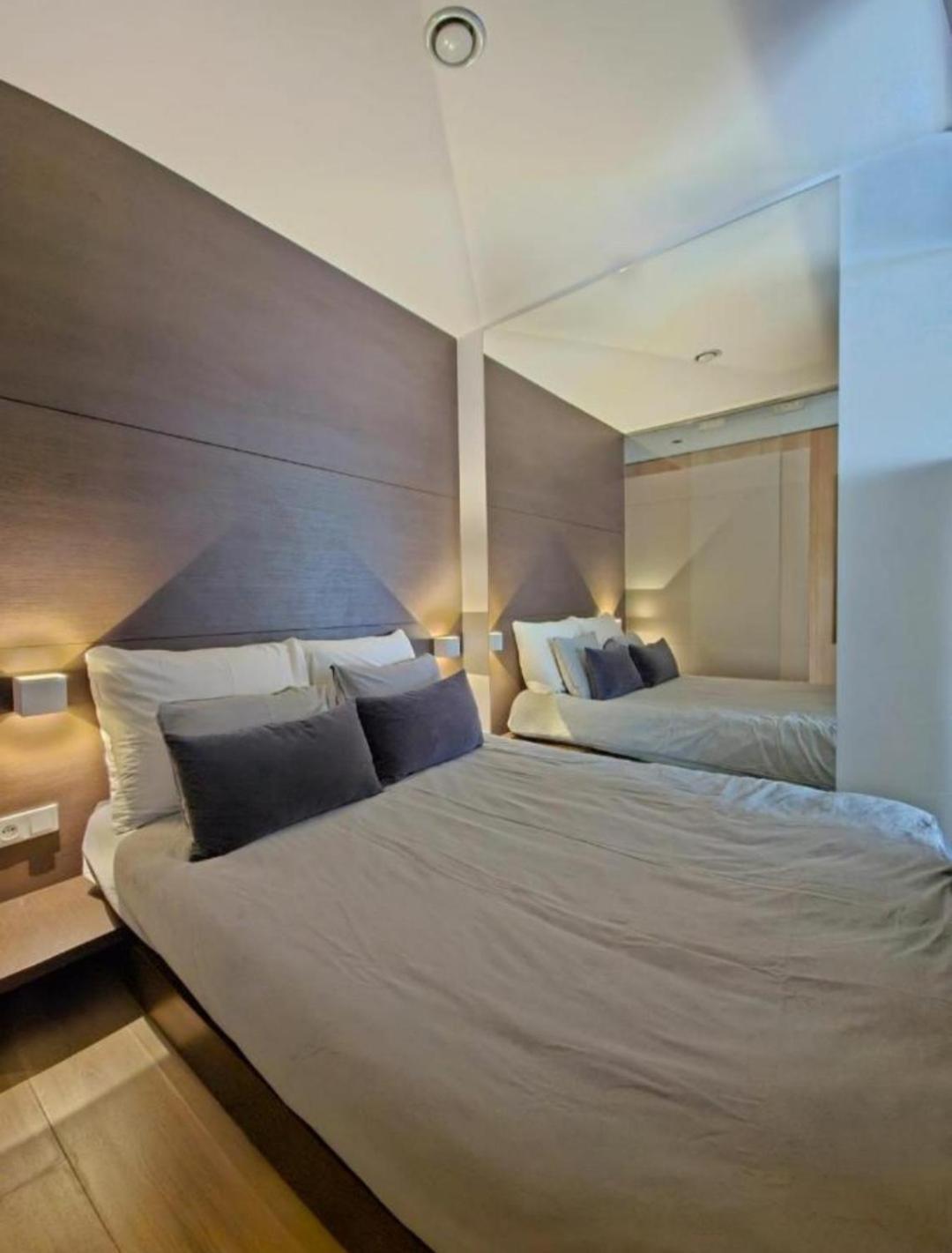 Lupoapartments Z Klimatyzacja Do Wyboru Z Jacuzzi Pole Dance Parking Dostep Na Kod
